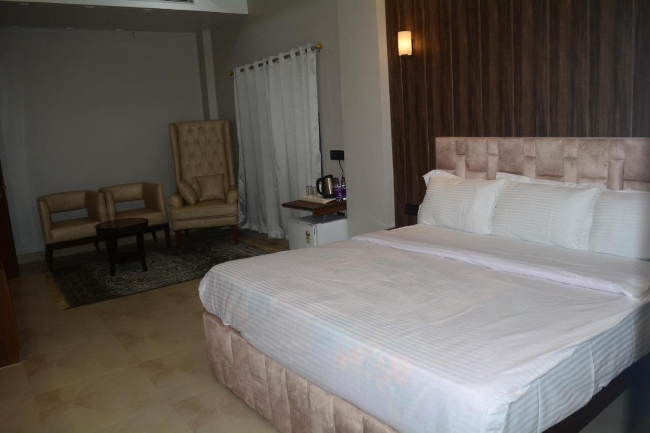 Maharaja Hotel & Banquet Darbhanga Zewnętrze zdjęcie