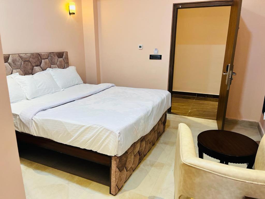 Maharaja Hotel & Banquet Darbhanga Zewnętrze zdjęcie