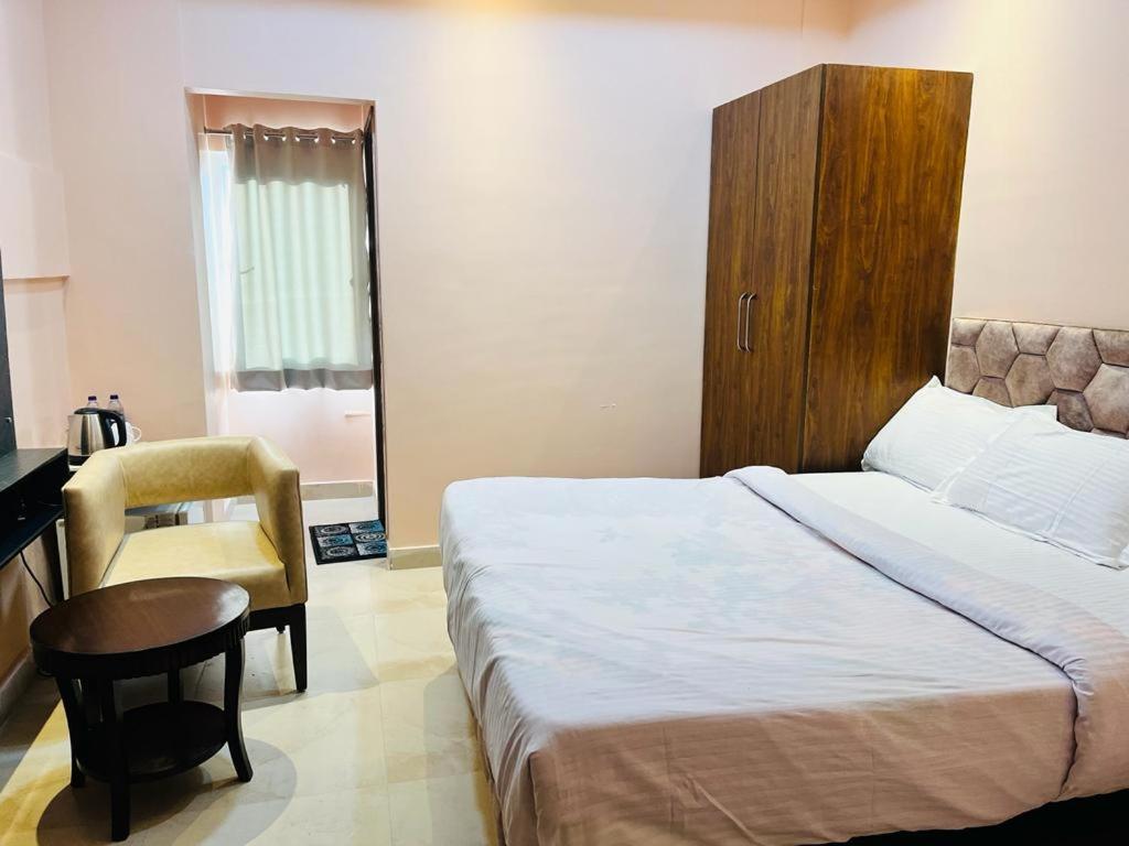 Maharaja Hotel & Banquet Darbhanga Zewnętrze zdjęcie